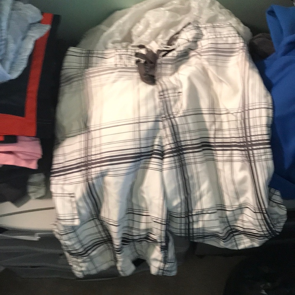 Men’s swimming trunks